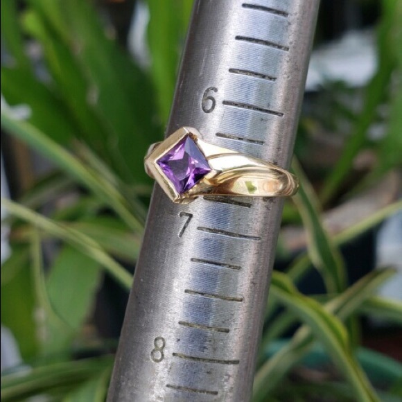 Vintage Bezel Cut Amethyst 18K Gold Ring size 6.5 - Picture 4 of 8